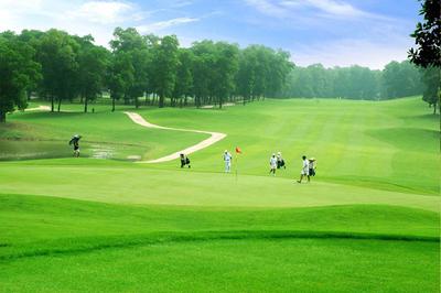 KHÁM PHÁ NHỮNG SÂN GOLF Ở HÀ NỘI ĐẸP ĐẾN CHOÁNG NGỢP