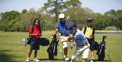 BỘ GOLF TRẺ EM VỪA PHÙ HỢP LẠI VỪA ƯNG Ý
