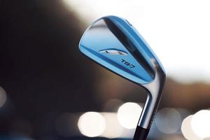 Đánh giá gậy sắt Fourteen TB-7 Forged: Khi “blade” không còn là cơn ác mộng